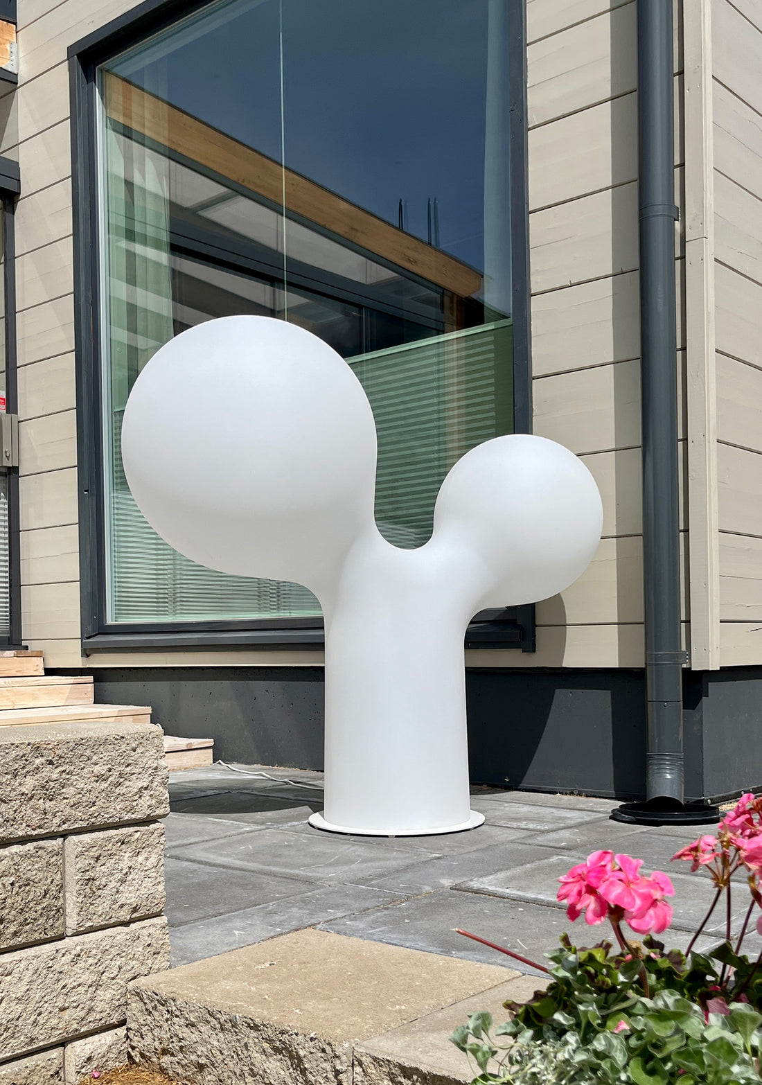 Double Bubble XL outdoor light